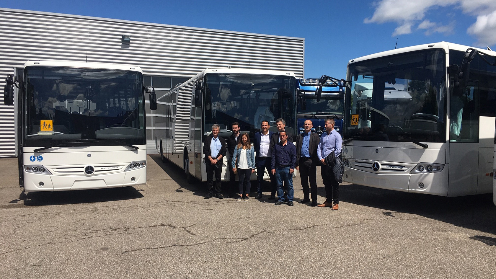 Actualites Douze Intouro Mercedes Benz Pour Keolis Autocars Planche Mercedes Benz Autobus Autocar