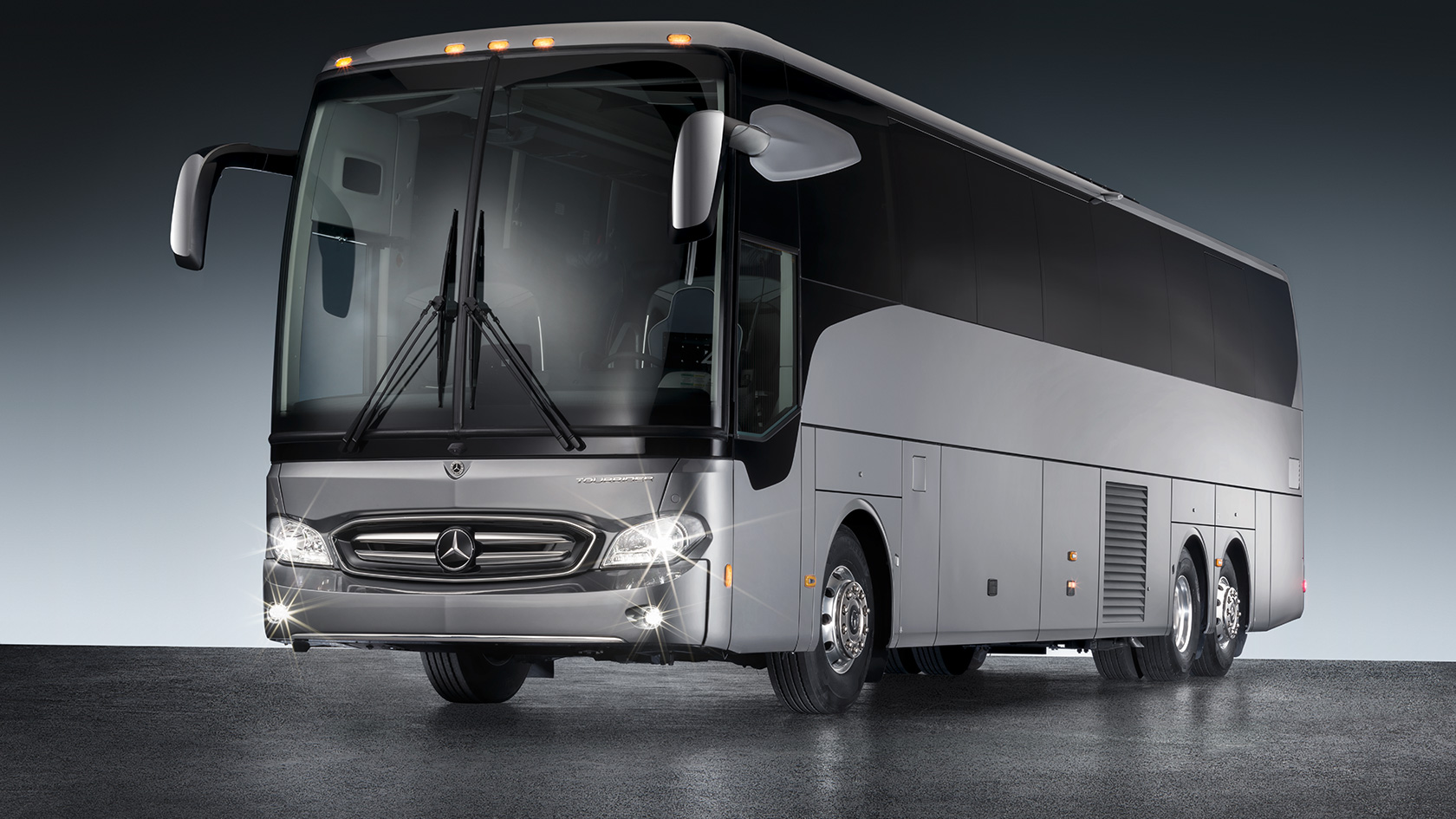 tour bus manufacturers